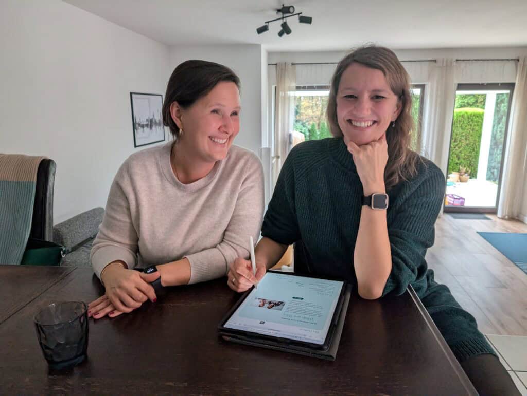 SEO Texte schreiben lassen von Johanna Adolphs und Nina Obermüller designt deine Website